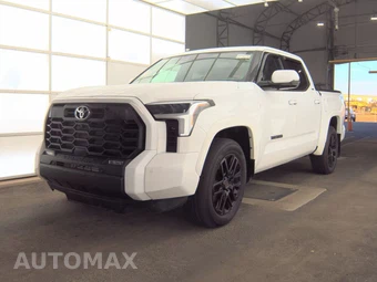 2023 Toyota Tundra SR5 Crew Cab Short Bed - samochód z USA z aukcji Manheim, oferta Kup Teraz w AUTOMAX