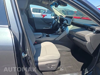 2023 Toyota Venza Limited - miniatura 8