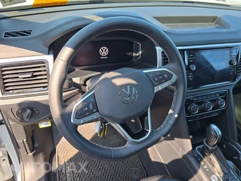 2023 Volkswagen Atlas 2.0T SE w/Technology - miniatura 10