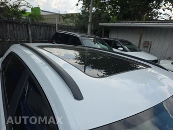 2023 Volkswagen Atlas Cross Sport 2.0T SEL R-Line Black - miniatura 12
