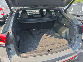 2023 Volkswagen Atlas Cross Sport 3.6L V6 SE w/Technology - miniatura 16