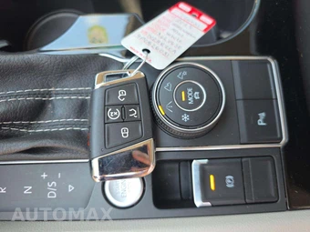 2023 Volkswagen Atlas V6 SE w/Technology - miniatura 8
