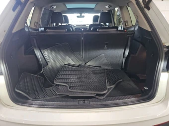 2023 Volkswagen Atlas V6 SE w/Technology - miniatura 17