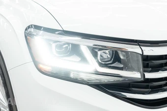 2023 Volkswagen Atlas V6 SE w/Technology - miniatura 44