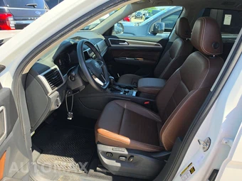 2023 Volkswagen Atlas V6 SEL - miniatura 7