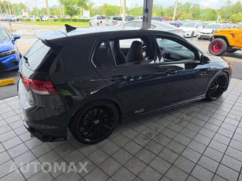 2023 Volkswagen Golf GTI 40th Anniversary Edition Sedan - miniatura 3