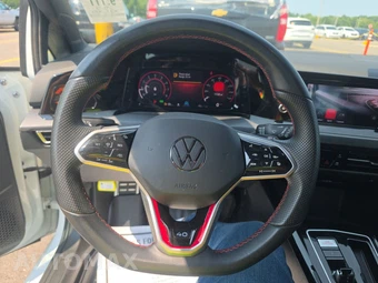 2023 Volkswagen Golf GTI 40th Anniversary Edition Sedan - miniatura 10
