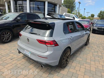 2023 Volkswagen Golf GTI SE Hatchback - miniatura 3