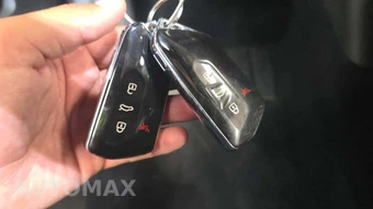 2023 Volkswagen ID.4 Pro S – miniatura 17