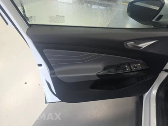 2023 Volkswagen ID.4 Pro S – miniatura 9
