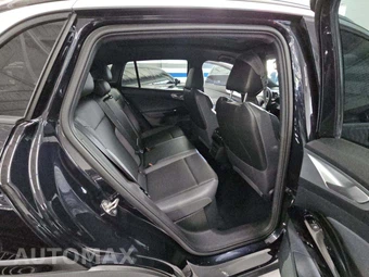 2023 Volkswagen ID.4 Pro S Plus – miniatura 17