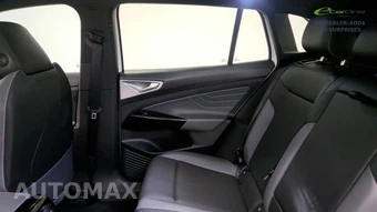 2023 Volkswagen ID.4 Pro S Plus w/VW Sound - miniatura 43