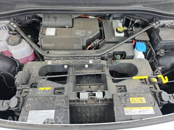 2023 Volkswagen ID.4 Pro S w/LG Battery - miniatura 15