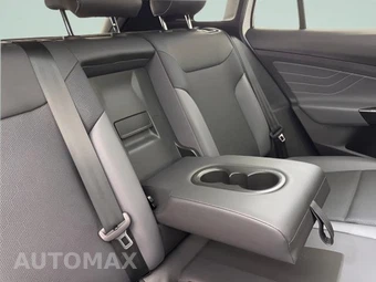 2023 Volkswagen ID.4 S - miniatura 13