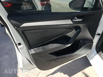 2023 Volkswagen Jetta S – miniatura 9