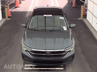 2023 Volkswagen Jetta SE – miniatura 2