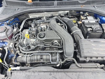 2023 Volkswagen Jetta SE – miniatura 16