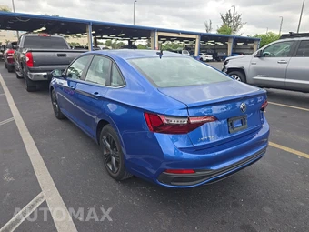 2023 Volkswagen Jetta SE – miniatura 6