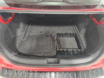 2023 Volkswagen Jetta SE - miniatura 16