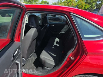 2023 Volkswagen Jetta SE - miniatura 13