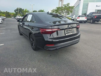 2023 Volkswagen Jetta SE – miniatura 2