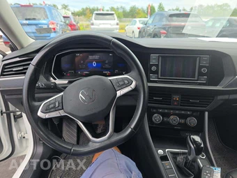 2023 Volkswagen Jetta SE – miniatura 10