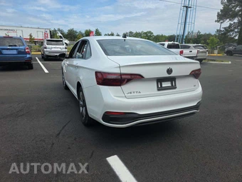 2023 Volkswagen Jetta SE – miniatura 2