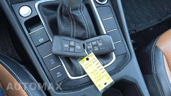 2023 Volkswagen Jetta SEL - miniatura 18