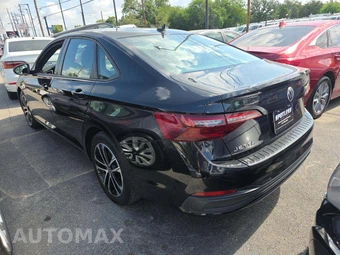 2023 Volkswagen Jetta Sport - miniatura 2