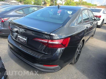 2023 Volkswagen Jetta Sport - miniatura 3