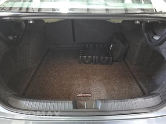 2023 Volkswagen Jetta Sport - miniatura 16