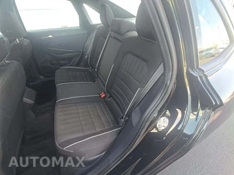 2023 Volkswagen Jetta Sport - miniatura 10