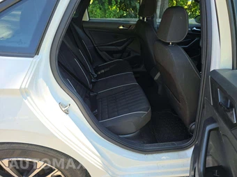2023 Volkswagen Jetta Sport - miniatura 13