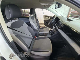 2023 Volkswagen Taos S - miniatura 18