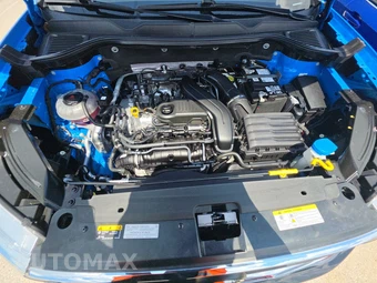 2023 Volkswagen Taos SE – miniatura 15