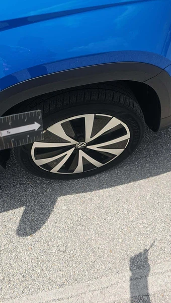 2023 Volkswagen Taos SE – miniatura 19