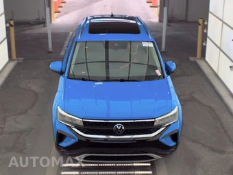 2023 Volkswagen Taos SE – miniatura 2