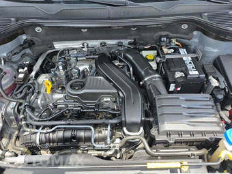 2023 Volkswagen Taos SE – miniatura 15