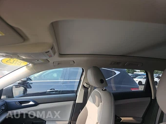 2023 Volkswagen Taos SE - miniatura 18