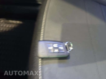 2023 Volkswagen Taos SE - miniatura 8