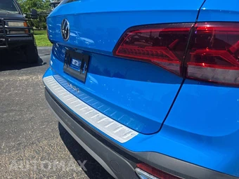 2023 Volkswagen Taos SE - miniatura 18