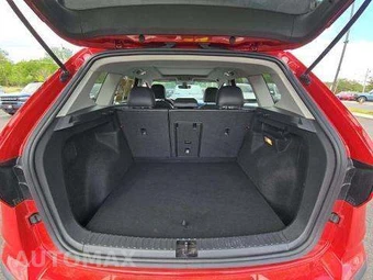2023 Volkswagen Taos SE - miniatura 15