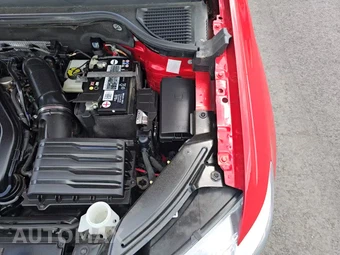2023 Volkswagen Taos SE - miniatura 25