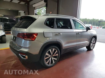 2023 Volkswagen Taos SE - miniatura 4