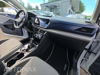 2023 Volkswagen Taos SE - miniatura 19