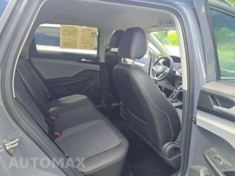 2023 Volkswagen Taos SE - miniatura 13