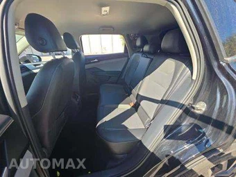 2023 Volkswagen Taos SE - miniatura 13