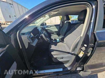 2023 Volkswagen Taos SE - miniatura 6