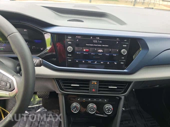 2023 Volkswagen Taos SE – miniatura 10