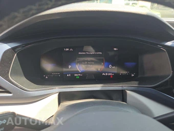 2023 Volkswagen Taos SE - miniatura 9
